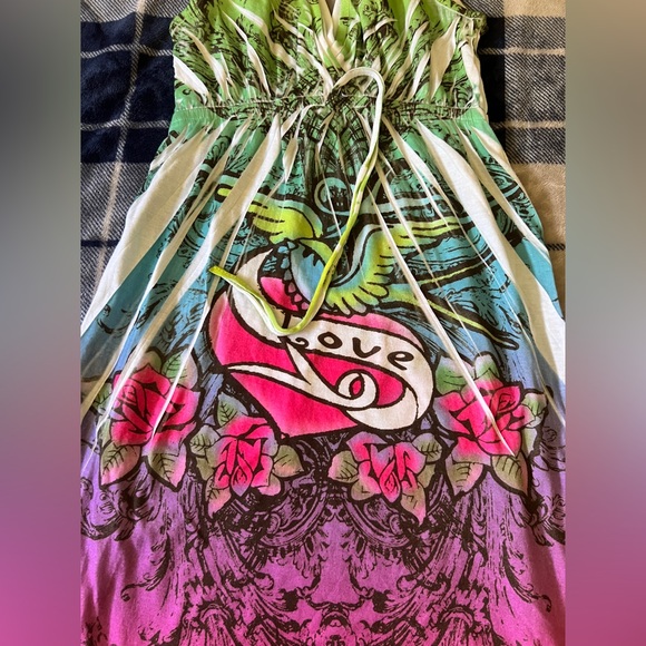 This Y2K-style bohemian dress features a "tattoo print" design with graphics - Picture 2 of 10